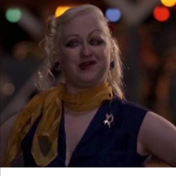 Meet your Posher, Reina - Picture 3 of 5